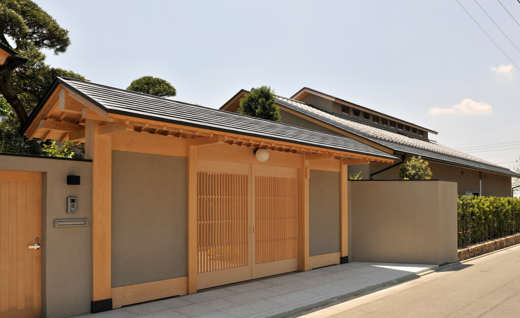 久保田工務店の施工事例（伝統的な和風住宅の外観）