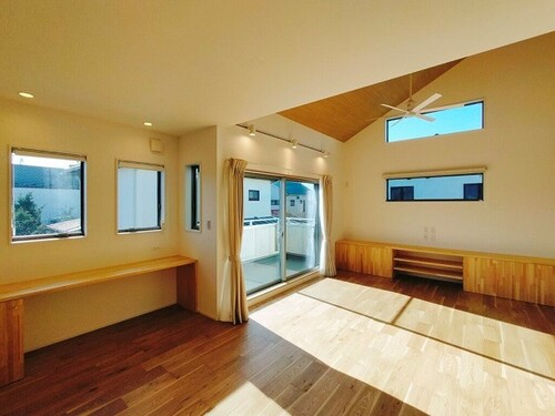 稲岡ホーム公式HP